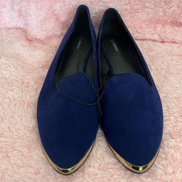 Forever 21 Women’s Blue Suede Loafers - Picture 4 of 8